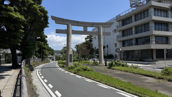 鶴岡八幡宮・一の鳥居