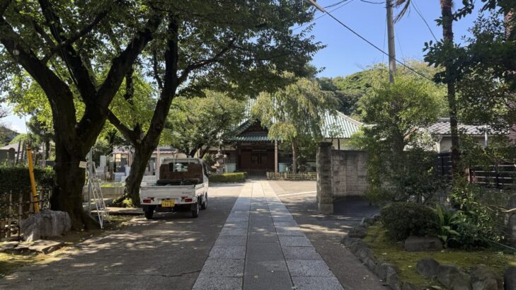 谷中・玉林寺の境内の様子