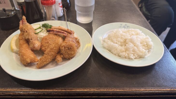 小春軒の特製盛り合わせランチ